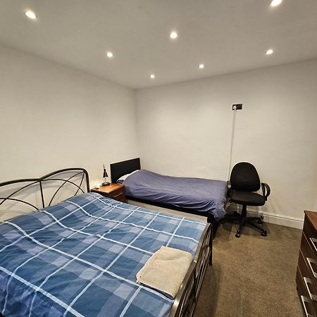 Monyhull Homestay - Near City Centre Kingsheath Nia Nec Bhx Birmingham Exterior photo