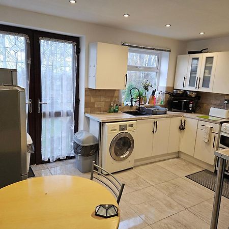 Monyhull Homestay - Near City Centre Kingsheath Nia Nec Bhx Birmingham Exterior photo